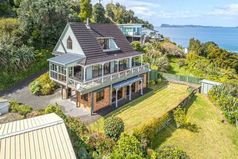 Photo of property in 195 Paku Drive, Tairua, 3508