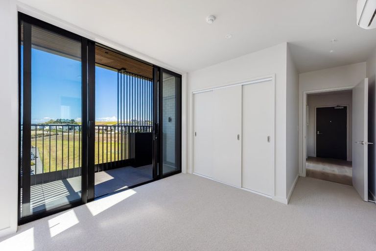 Photo of property in 301/84c Te Oneroa Way, Long Bay, Auckland, 0630