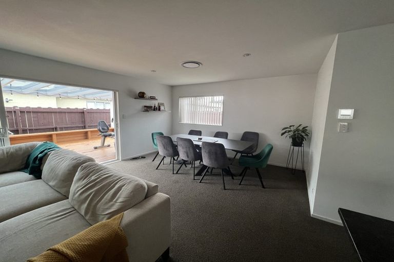 Photo of property in 7 Pipipi Crescent, Takanini, 2112