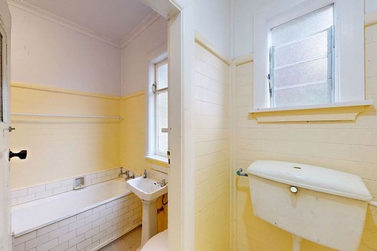Photo of property in 14 Essex Street, Aro Valley, Wellington, 6021