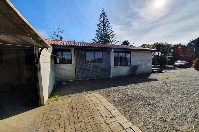 Photo of property in 270c Patumahoe Road, Pukekohe, 2678