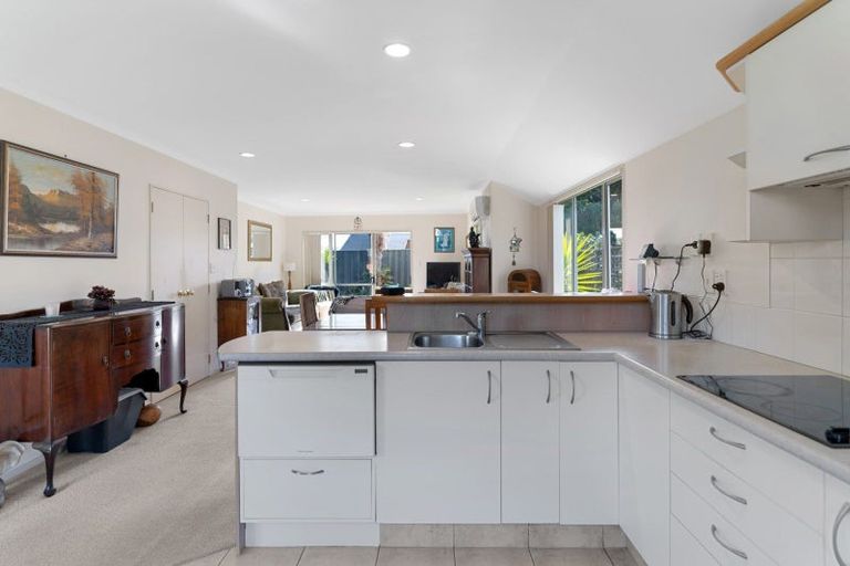 Photo of property in Seacrest, 7/200 Papamoa Beach Road, Papamoa Beach, Papamoa, 3118