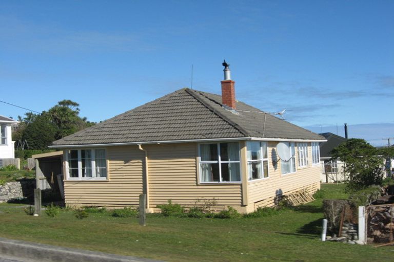 Photo of property in 18 Monro Street, Cobden, Greymouth, 7802