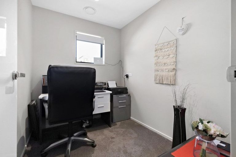 Photo of property in 9 Mckellar Drive, Jacks Point, Queenstown, 9371