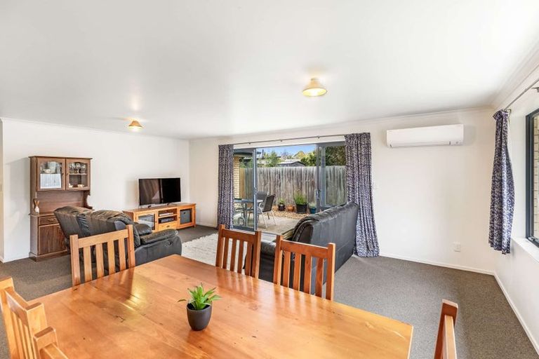 Photo of property in 15 Church Street, Oxford, 7430