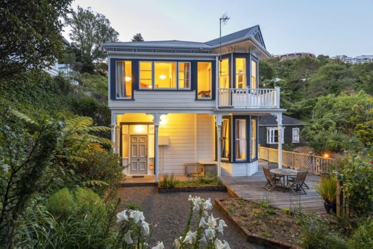Photo of property in 348 The Terrace, Te Aro, Wellington, 6011