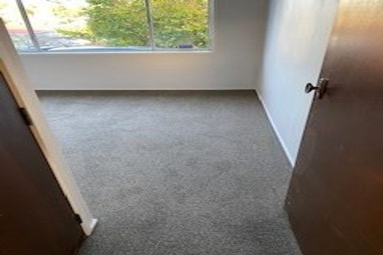 Photo of property in 1/57 Chartwell Avenue, Glenfield, Auckland, 0629