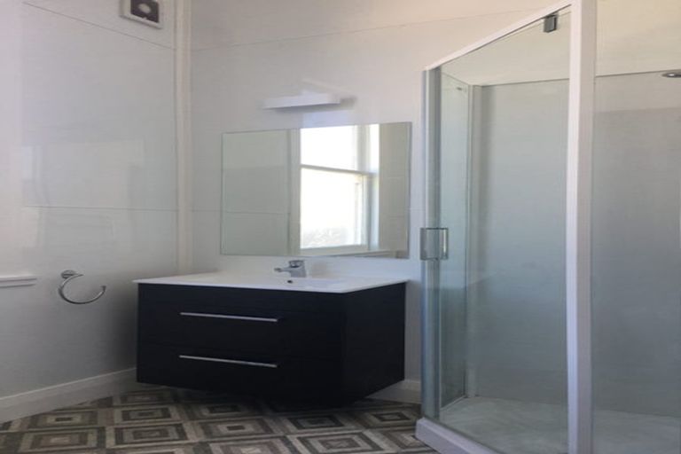 Photo of property in 13 Myrtle Crescent, Mount Cook, Wellington, 6021