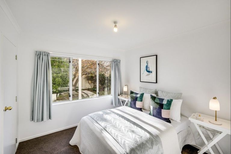 Photo of property in 6 Arcadia Lane, Havelock North, 4130