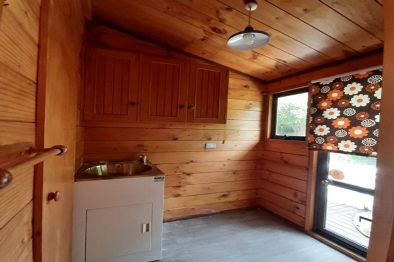 Photo of property in 7 Cyclades Place, Shelly Park, Auckland, 2014