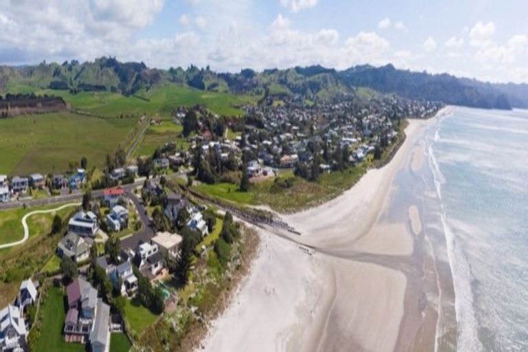 Photo of property in 6 Glen Isla Place, Waihi Beach, 3611