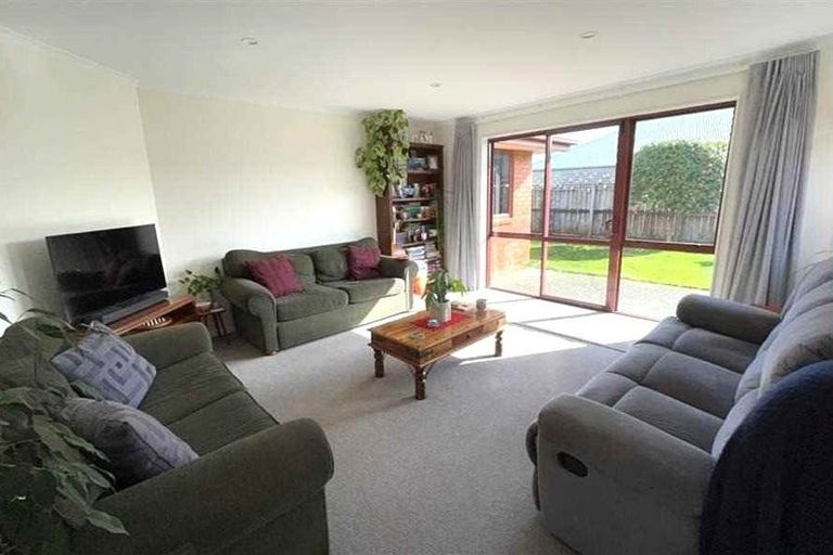 Photo of property in 37 Lord Rutherford Road North, Brightwater, 7022