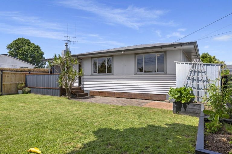 Photo of property in 10 Charles Street, Bellevue, Tauranga, 3110