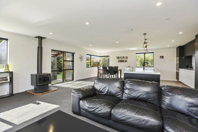 Photo of property in 1024 Mountain Road, Waiongana, Inglewood, 4389