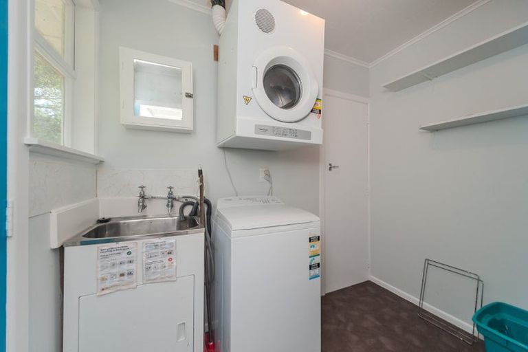 Photo of property in 6 Curtis Street, Northland, Wellington, 6012