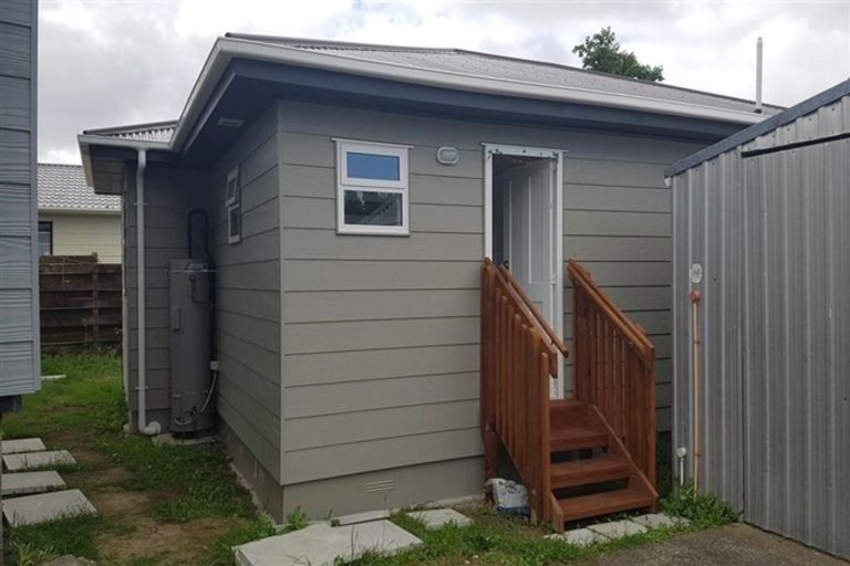 Photo of property in 94 Chislehurst Street, Henderson, Auckland, 0612