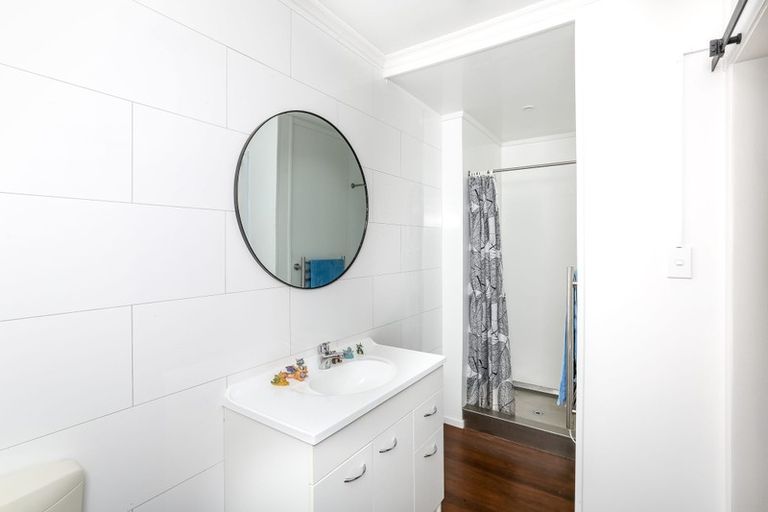 Photo of property in 14/2 Karamu Street, Strandon, New Plymouth, 4312