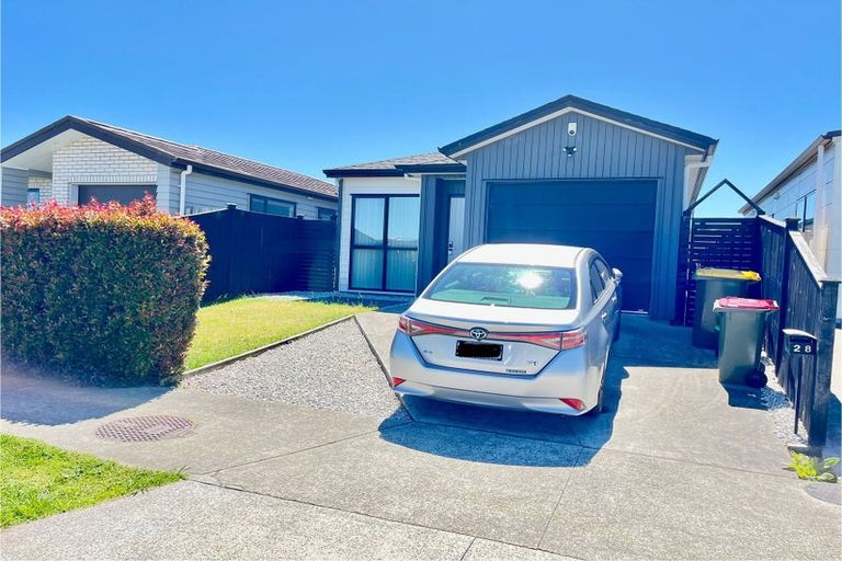 Photo of property in 28 Opoka Street, Takanini, 2110
