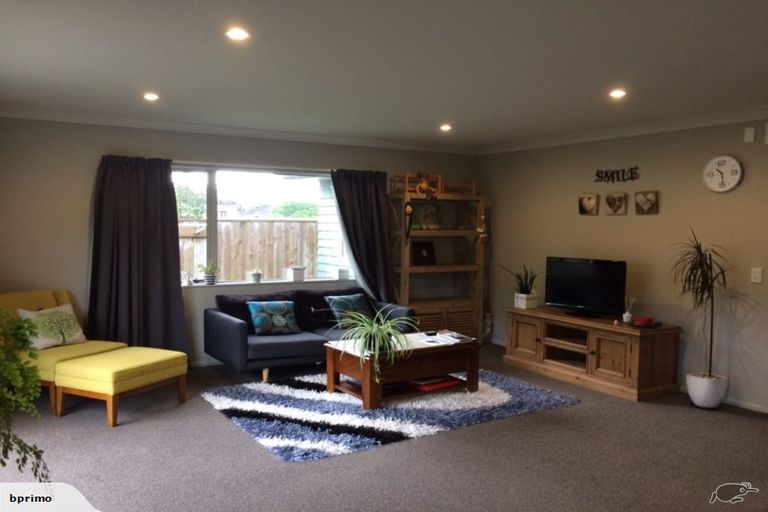 Photo of property in 30 Poppy Watts Grove, Stokes Valley, Lower Hutt, 5019