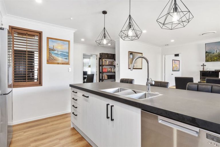 Photo of property in 80 Arabian Drive, Papamoa Beach, Papamoa, 3118