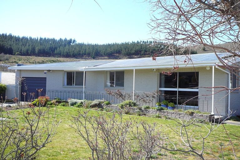 Photo of property in 102 Hazlett Street, Clyde, 9330