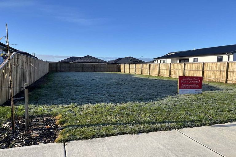 Photo of property in 38 Cousins Street, Woodend, 7691