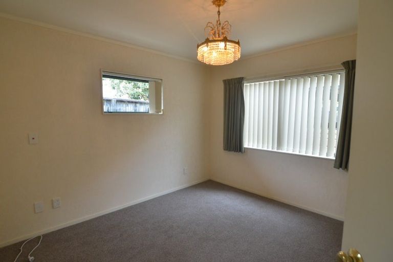Photo of property in 20a Armagh Road, Blockhouse Bay, Auckland, 0600