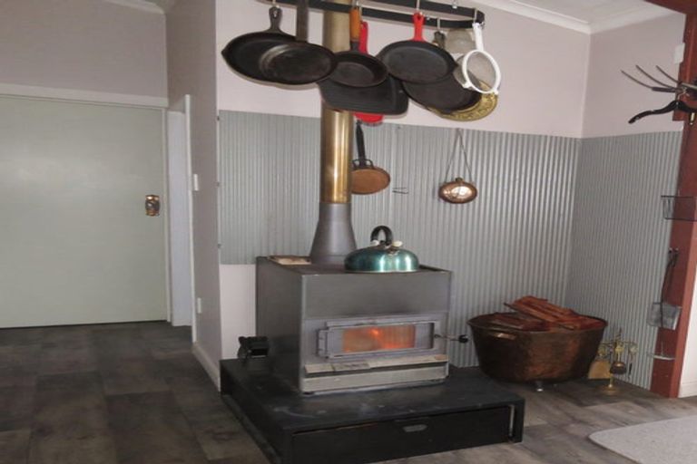 Photo of property in 28 Victory Street, Reefton, 7830