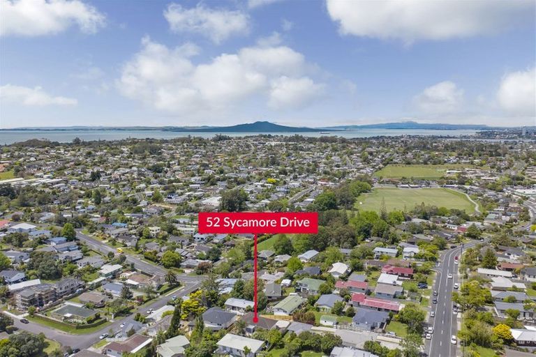 Photo of property in 52 Sycamore Drive, Sunnynook, Auckland, 0620