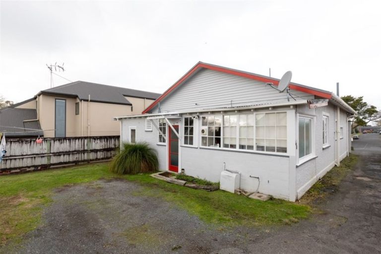 Photo of property in 6a Edgecumbe Street, Whitiora, Hamilton, 3200