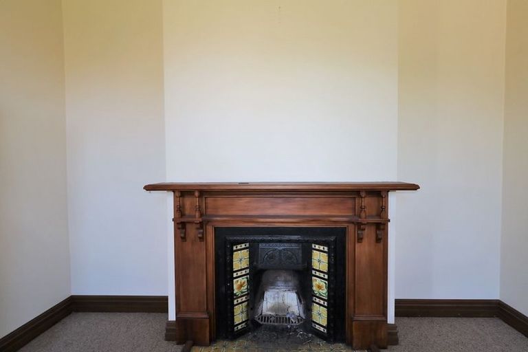 Photo of property in 12 Rhodes Street, Carterton, 5713