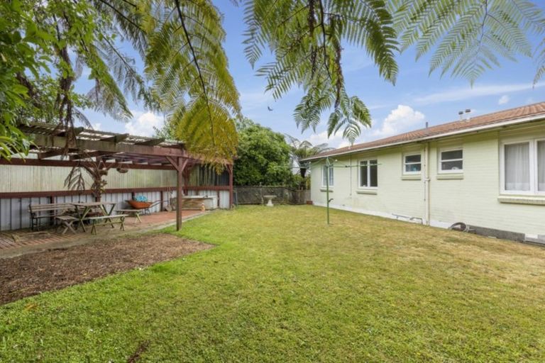 Photo of property in 10 Bedford Grove, Kelson, Lower Hutt, 5010