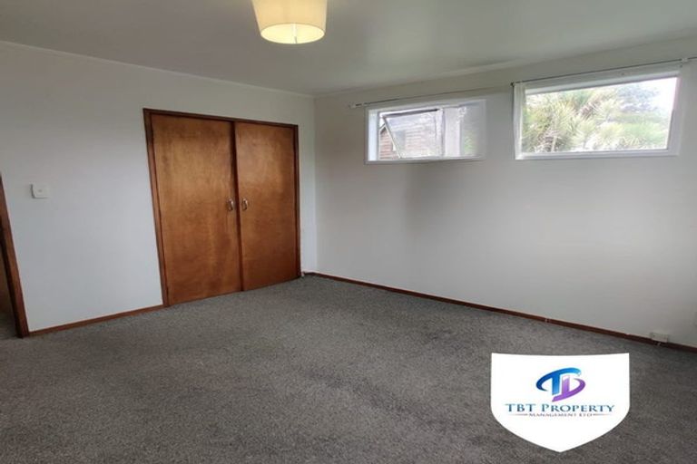 Photo of property in 19 Adel Place, Weymouth, Auckland, 2103