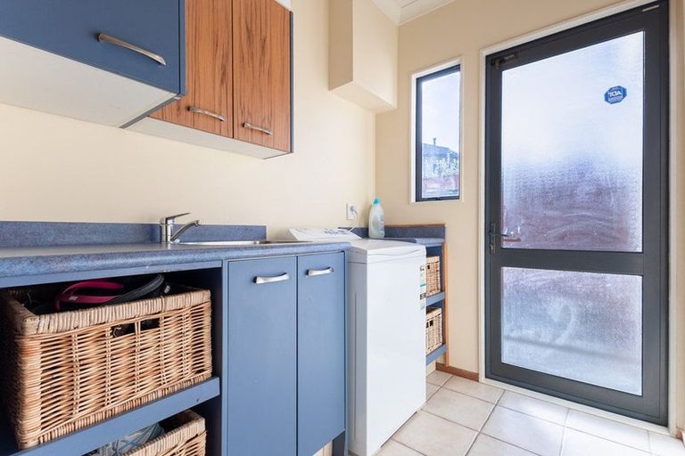 Photo of property in 3 Shearwater Rise, Paraparaumu Beach, Paraparaumu, 5032