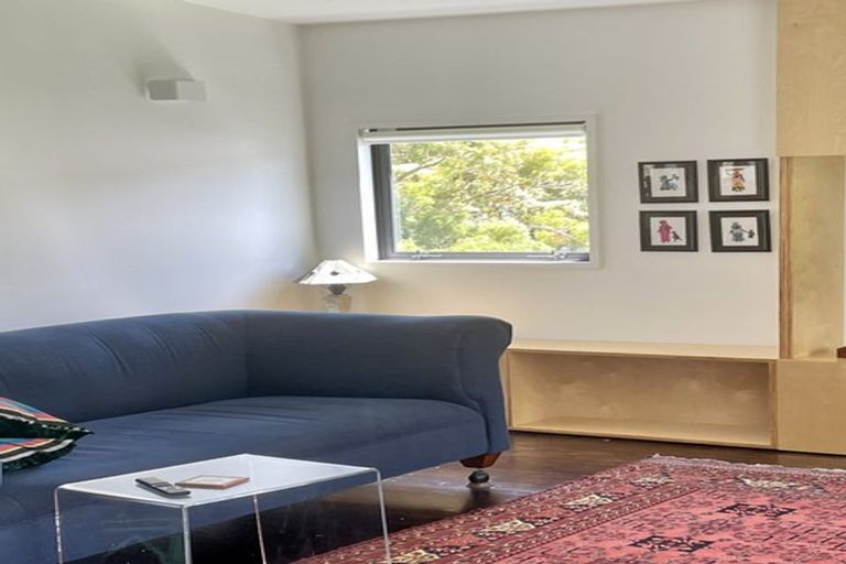 Photo of property in 521a Adelaide Road, Berhampore, Wellington, 6023