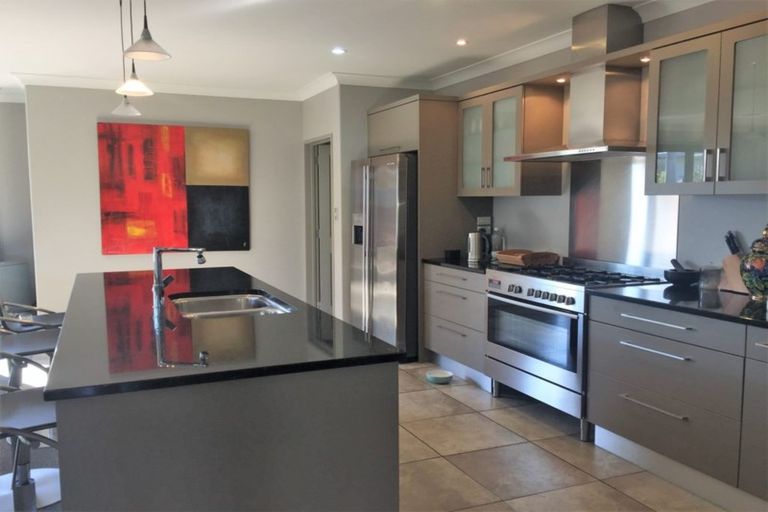 Photo of property in 29 Holbrook Way, Westmorland, Christchurch, 8025