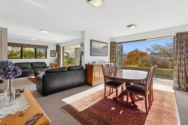 Photo of property in 29 Kelliher Drive, Wanaka, 9305