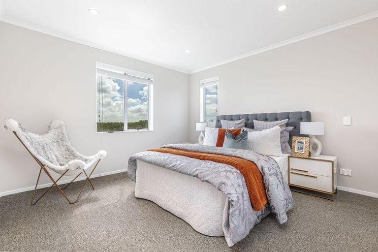 Photo of property in 44 Mackay Drive, Greenhithe, Auckland, 0632