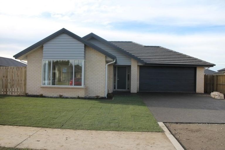 Photo of property in 6 Highworth Crescent, Rolleston, 7615