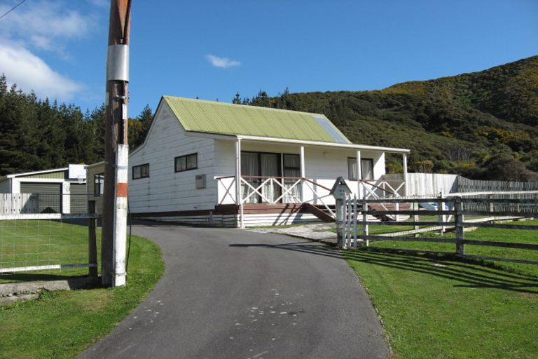Photo of property in 63 Stockdale Street, Wainuiomata, Lower Hutt, 5014