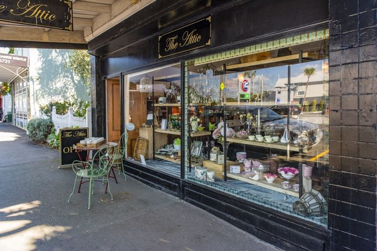 Photo of property in 84a Vauxhall Road, Narrow Neck, Auckland, 0624