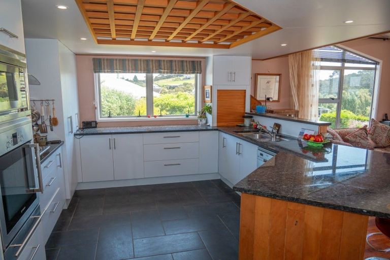 Photo of property in 43 Stratford Drive, Cable Bay, 0420