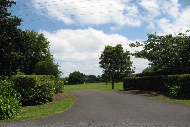 Photo of property in 40 Ellett Road, Karaka, Papakura, 2580