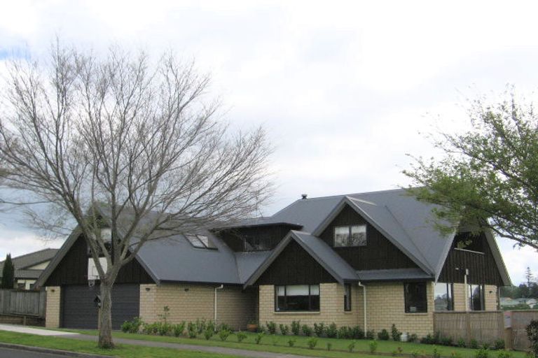 Photo of property in 24 Montana Drive, Pyes Pa, Tauranga, 3112