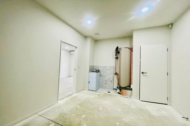 Photo of property in 18b Addington Avenue, Manurewa, Auckland, 2102