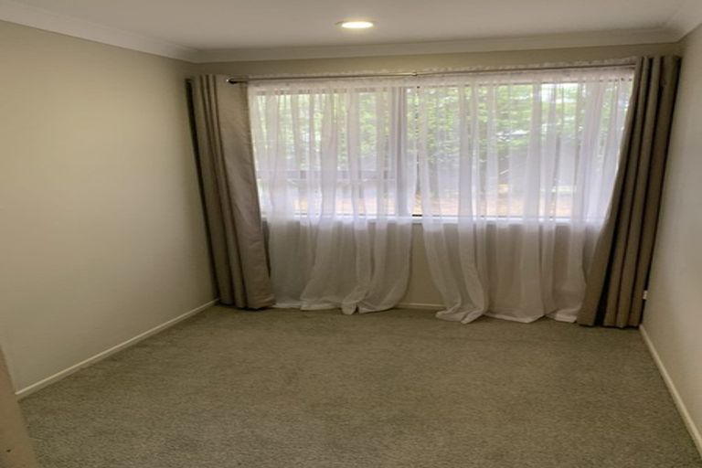 Photo of property in 209 Carnoustie Drive, Wattle Downs, Auckland, 2103