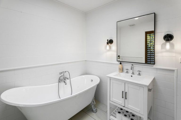 Photo of property in 45 Kendall Road, Kerikeri, 0230