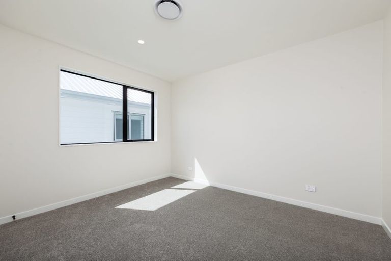 Photo of property in 1 Sunnyheights Road, Orewa, 0931