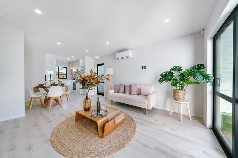 Photo of property in 5/73 Victoria Road, Papatoetoe, Auckland, 2025