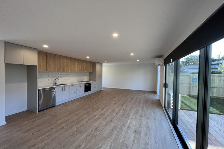 Photo of property in 2/142 Milton Street, Somerfield, Christchurch, 8024